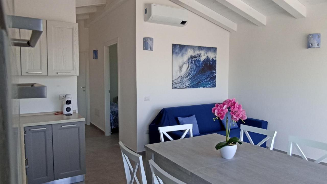 Welcomely - White Terrace - Condominio Acqualife Cannigione Luaran gambar