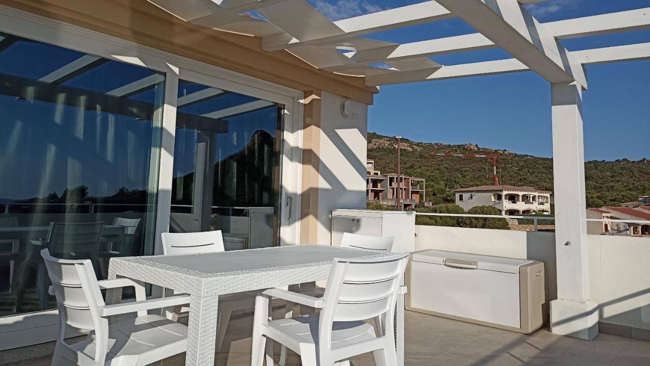 Welcomely - White Terrace - Condominio Acqualife Cannigione Luaran gambar